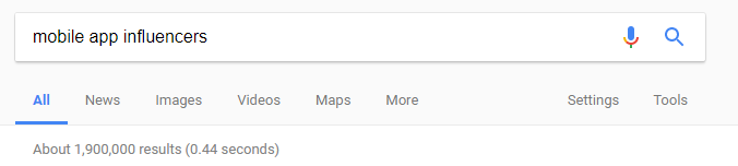 Une recherche Google pour les influenceurs d'applications mobiles.