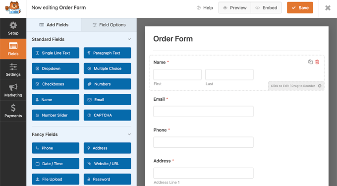 ستقوم WPForms بتحميل مُنشئ النموذج مسبقًا باستخدام نموذج طلب بسيط