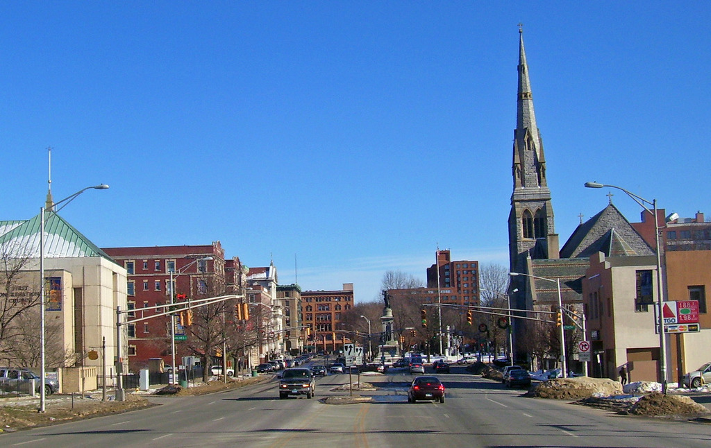 Per cosa è famosa Waterbury Connecticut?