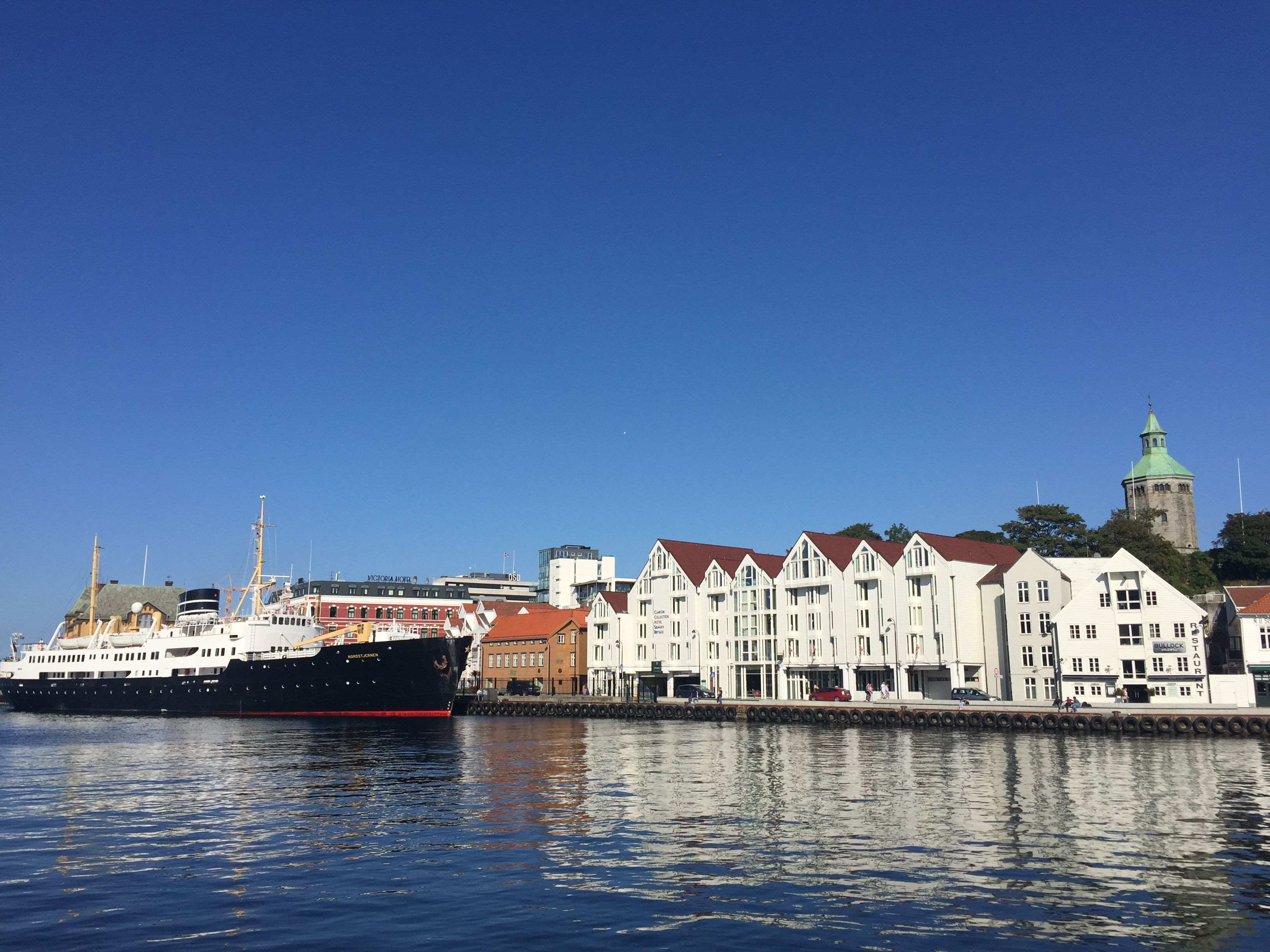 Wie weit ist der Hafen von Stavanger entfernt?