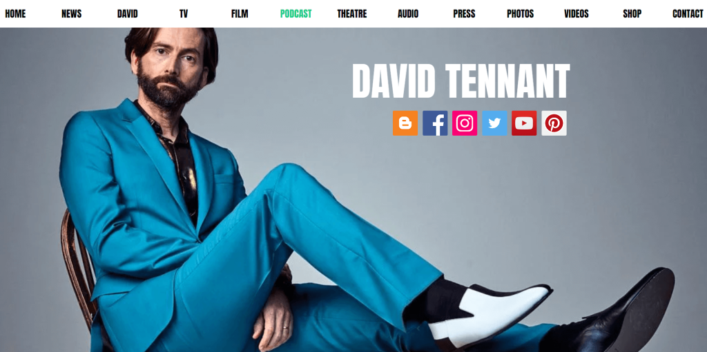 Bannerul de pe site-ul de podcast David Tennant.