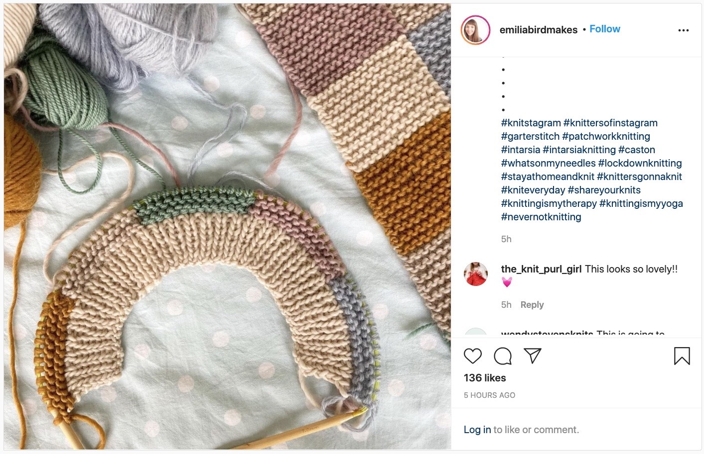 โพสต์ Instagram พร้อมผ้าพันคอถักและแฮชแท็ก Instagram #knittersofinstagram